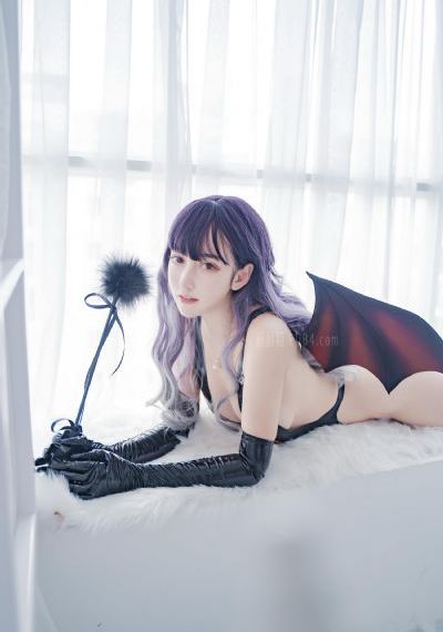 丰满的继母电影