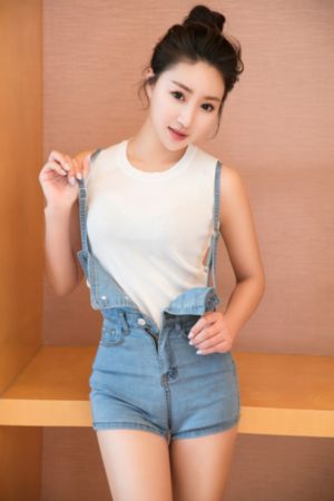 年轻的妈妈在线观看视频