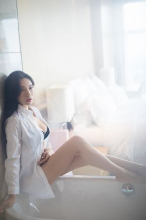 《秘书》