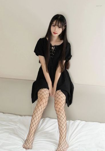 裙子下面的野兽