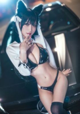 丰满迷人的老师少妇电影