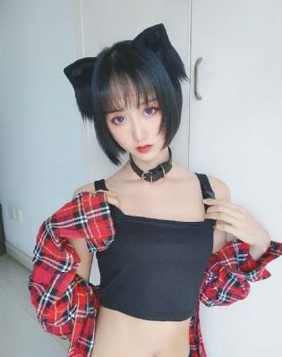 丰满年轻的继母8